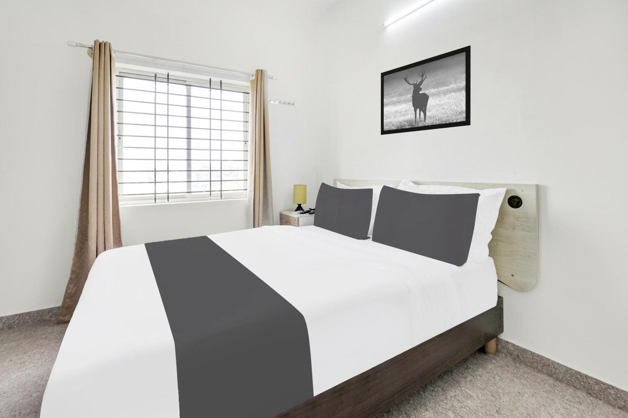 Hotel O Sri Manjunatha Deluxe Suites バンガロール エクステリア 写真