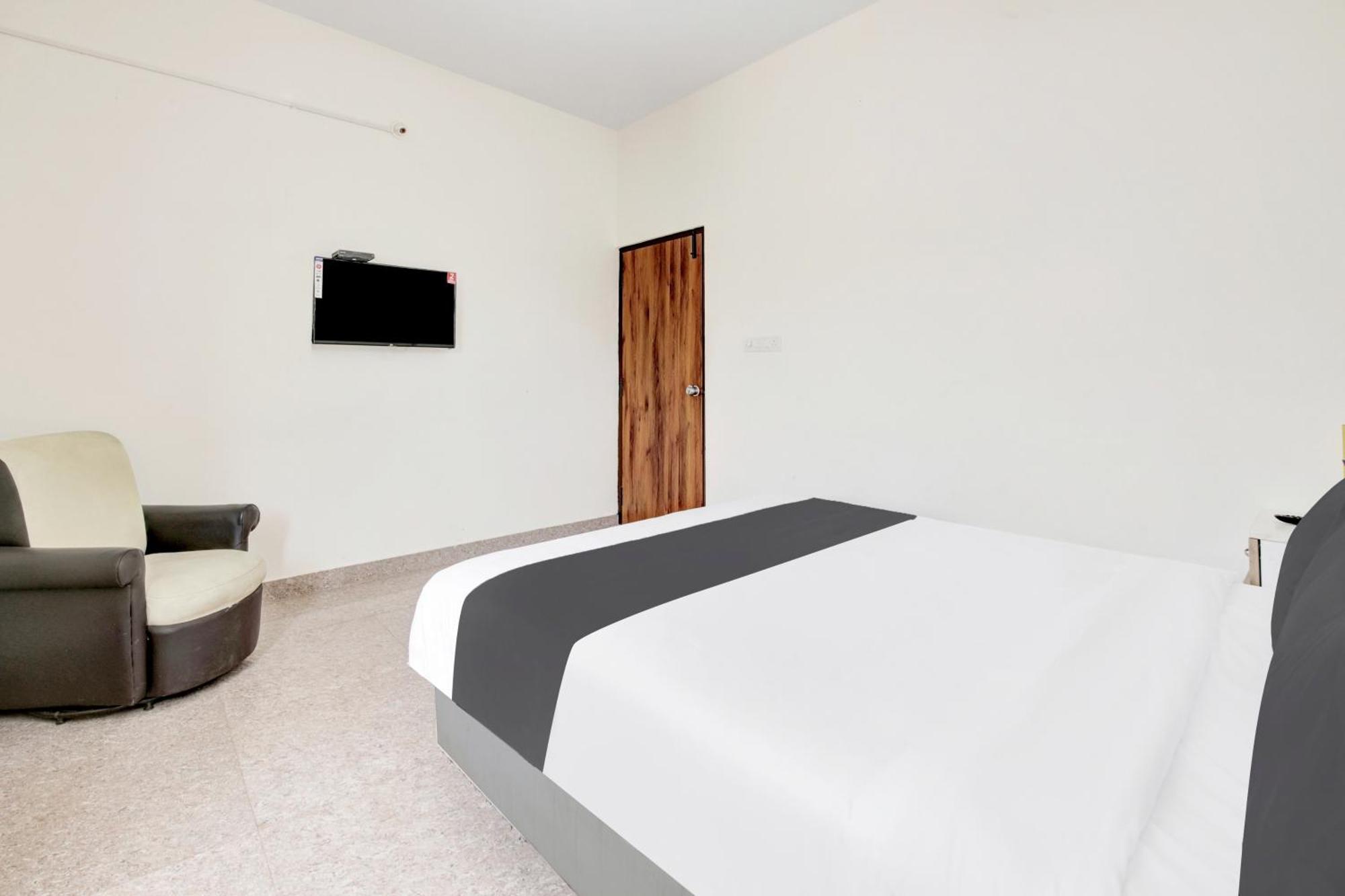 Hotel O Sri Manjunatha Deluxe Suites バンガロール エクステリア 写真