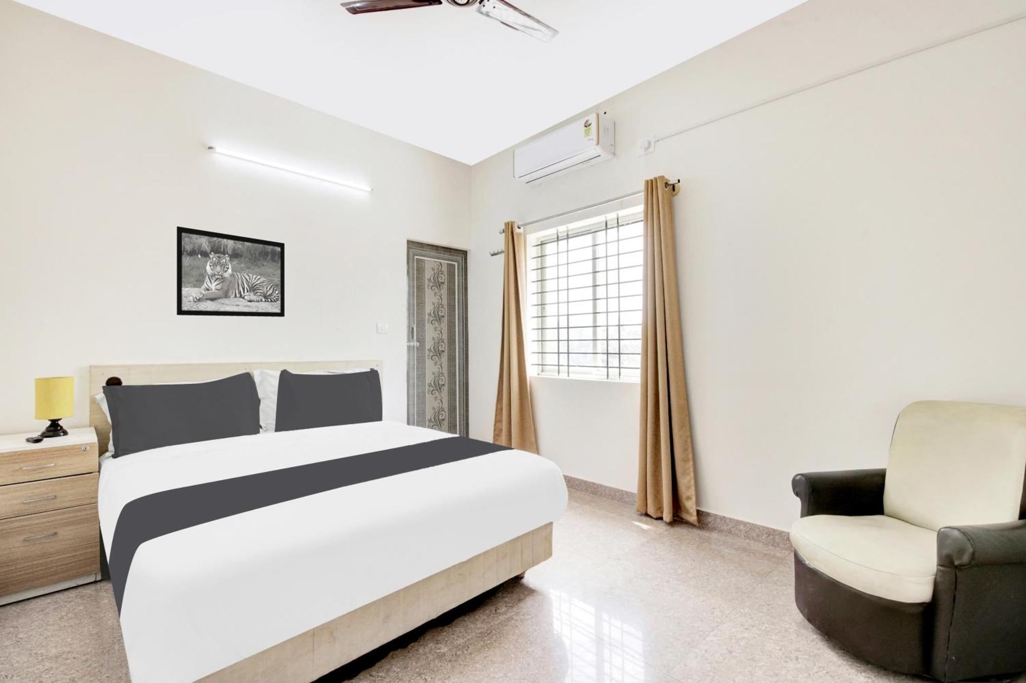 Hotel O Sri Manjunatha Deluxe Suites バンガロール エクステリア 写真
